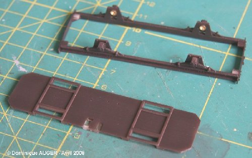 montage chassis 17 Avril 2008 07 extrait.JPG