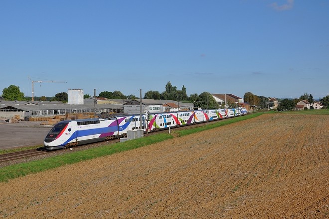 TGV_Duplex746_Collonges_les_Premières02.jpg