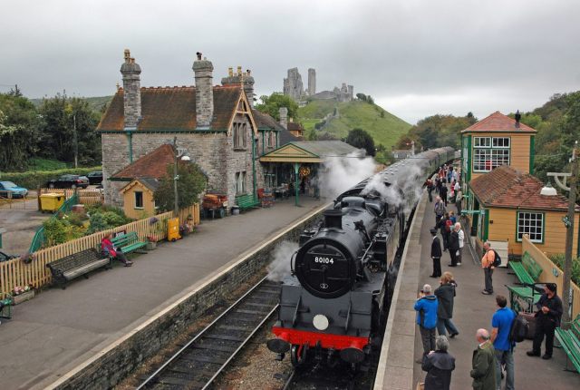 2011-09-20-0013-corfe castle_1_1.jpg
