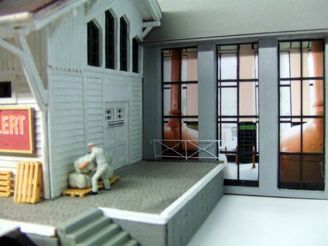 Halle 111120e.JPG