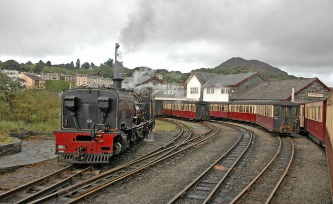 2011-09-25-0016-porthmadog.jpg