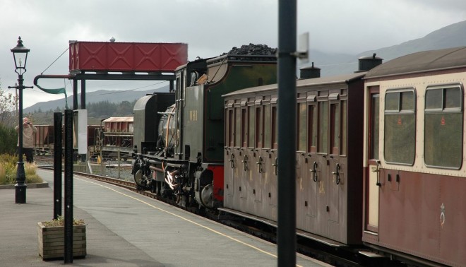 2011-09-25-0043-rhyd.ddu.jpg