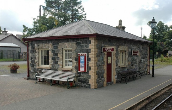 2007-wales-029_WHR-Dinas.JPG