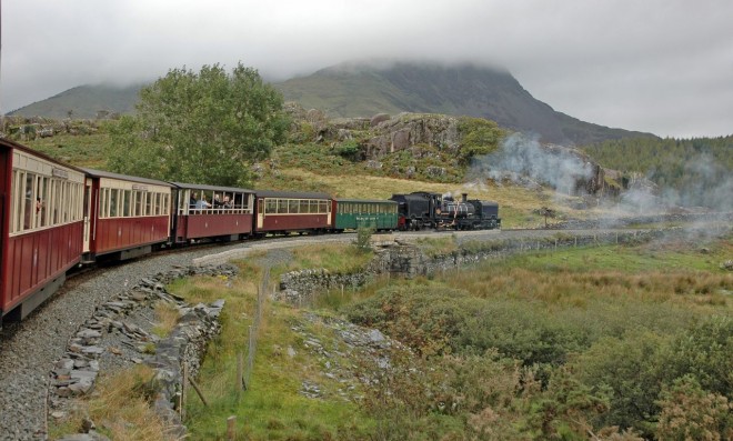 2011-09-25-0079-rhyd.ddu.jpg