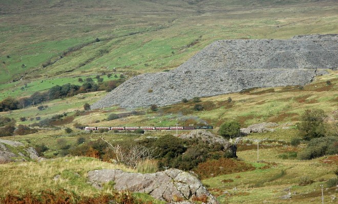 2011-09-26-0123-rhyd.ddu.jpg