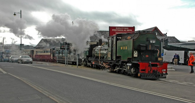 2011-09-27-0008-porthmadog.jpg