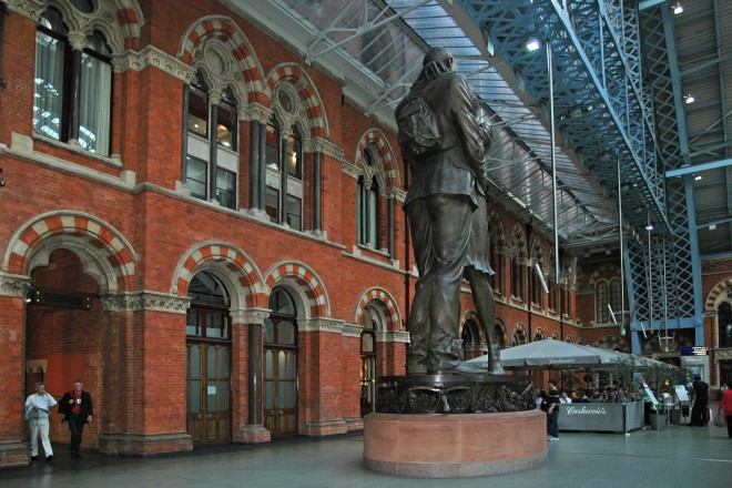 2011-09-27-0124-st.pancras.jpg