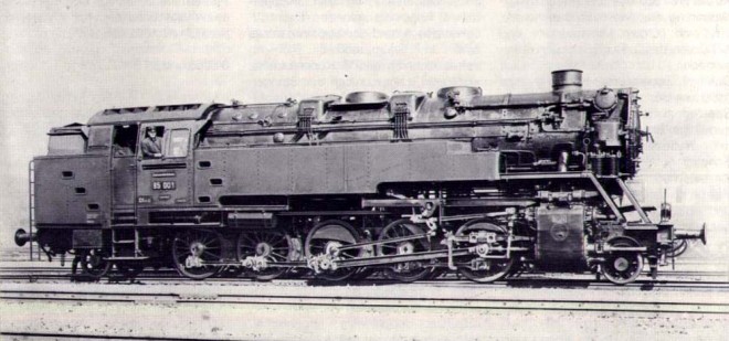 BR 85 001.jpg