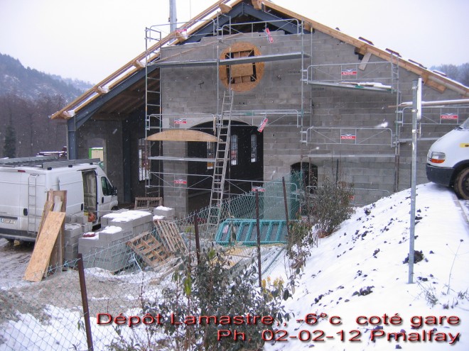 Lamastre dépôt 02-02-12 ph Pmafay _01.JPG