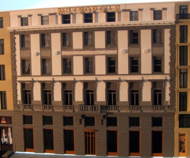Metropole 120311b.JPG