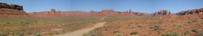 10-09-06-1254-60-65&71panob-jph-jj-r-valley of the gods.jpg