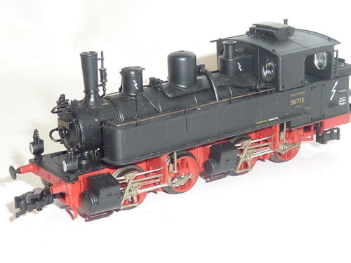 Roco 43282 - BR 98 715.jpg