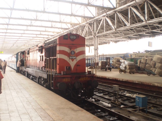 P8060040 b.JPG