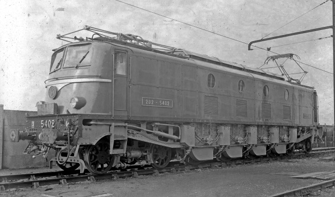 2D2-5402-15rw300pp.jpg