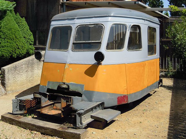 x16 autorail Billard A 150D 211 Ard Miniarures juini 2012 provisoire.JPG