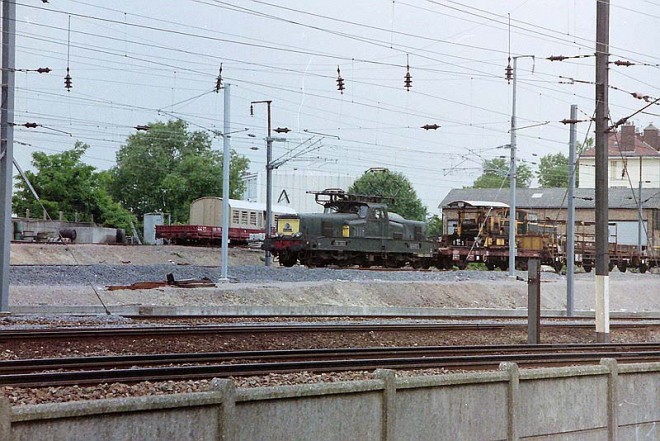 PICT0022-1.JPG