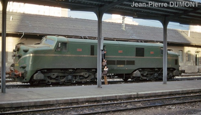 77-03-925portug-ponferrada-irun.jpg