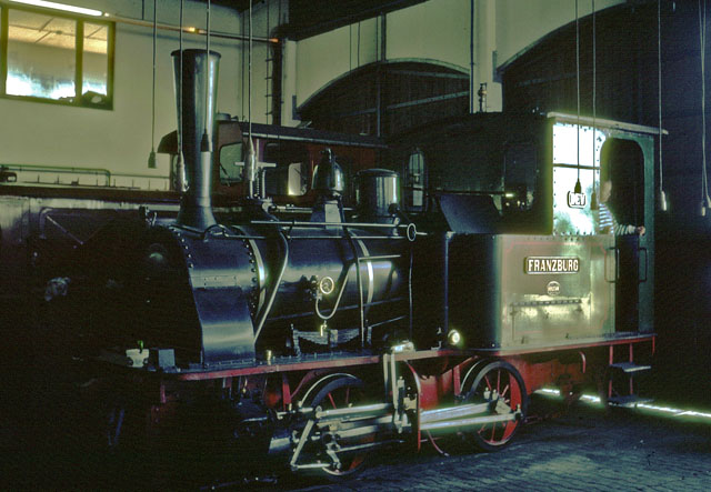 99 5605_jpd.jpg