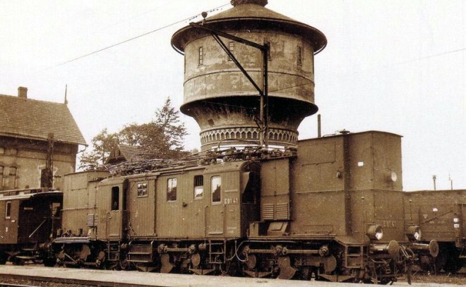 E 91 41 à Lauban Octobre 1932.jpg