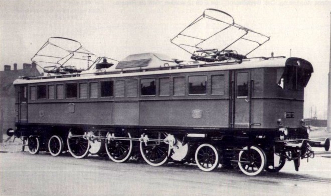 E 06 12.jpg