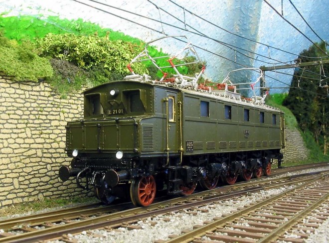 E 21 01 Modellbahn Mario Menge.jpg