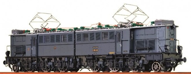 E 95 02 Brawa 43026.jpg