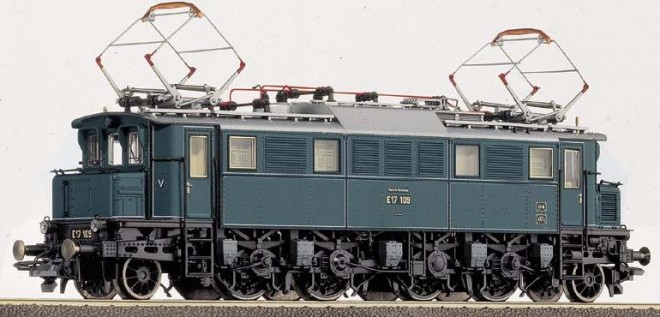 E 17 109 Roco 43719 blau-grau.jpg