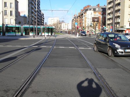 TRAM T3 b 015.JPG