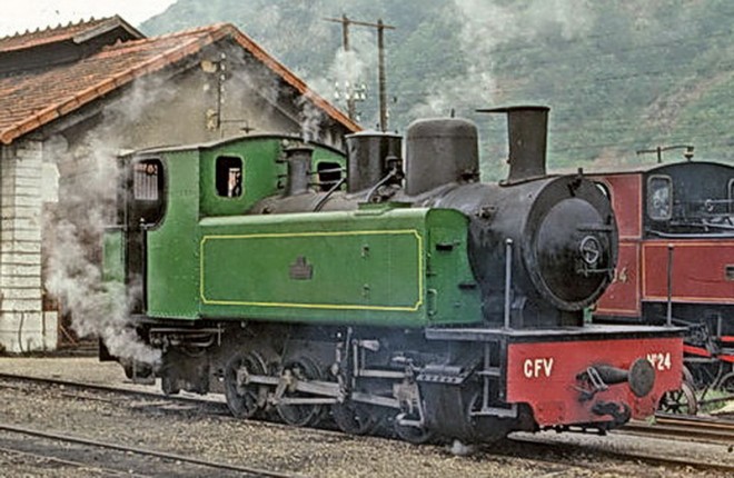 -15 Vap 040T Corpet Louvet  24-1977 ph. Tyrphon (recadrée)_redimensionner.jpg