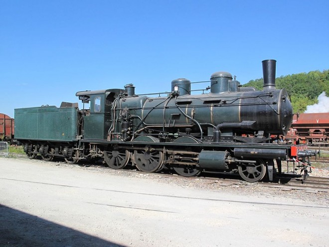 1024px-130-B-348.jpg