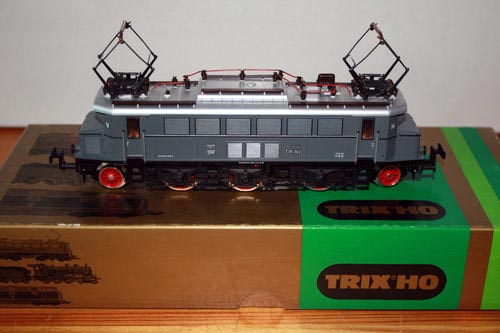 E 05 TRIX-Express.jpg