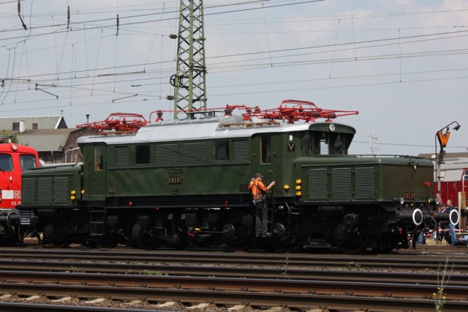 E 93 07 Coblence 21 mai 2011.jpg