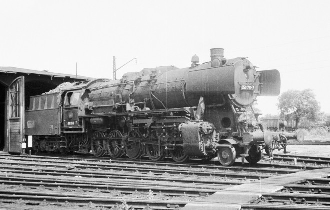 05 - 050 751 à Nürnberg Rbf.jpg