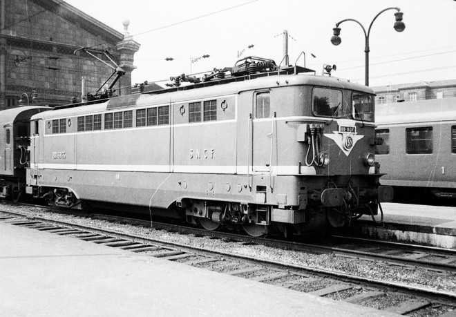 05 - BB 16765.jpg