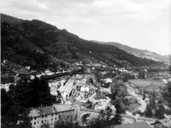 329 - Gare du Cheylard (ensemble) août 67 b.JPG