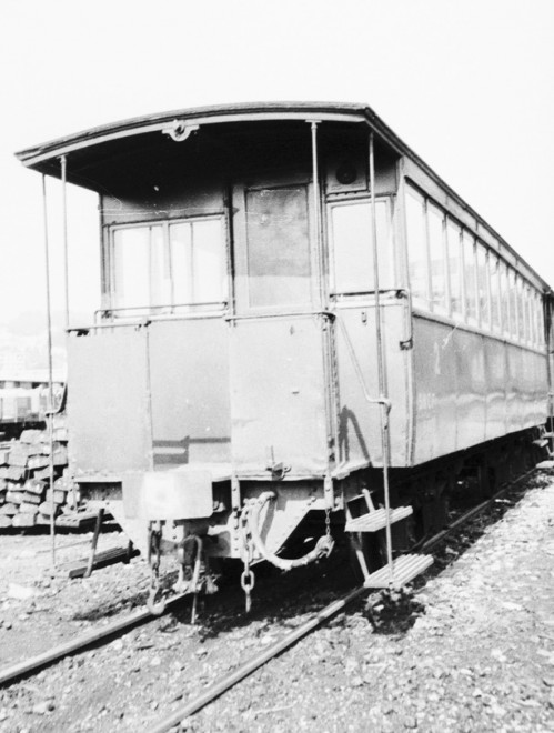 01 - Voiture PO Corrèze (bout).jpg