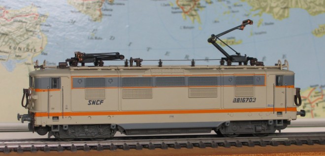BB 16703 grise Jouef.JPG