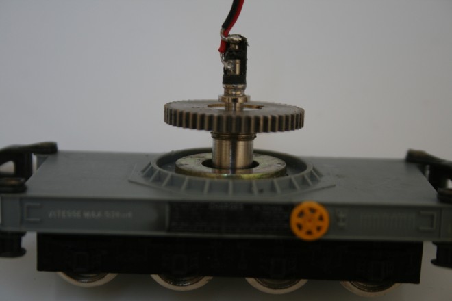 motorisation grue 008.JPG
