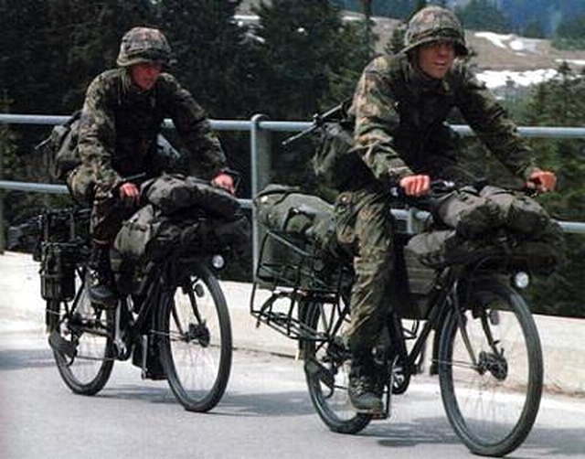 suisse-velo-armee.jpg