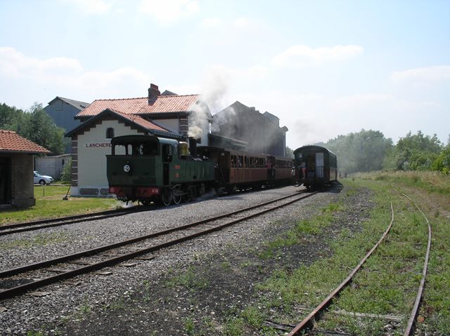 06 07 07 2013 LANCHERES.JPG