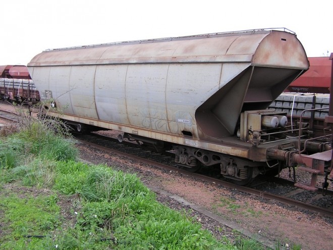 93355946cxu9.jpg