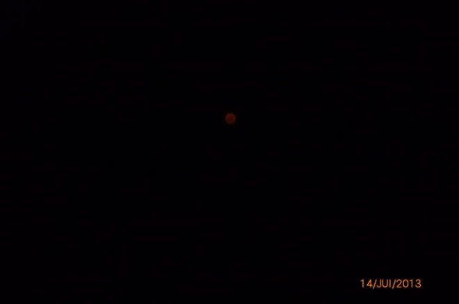 le-cliche-pris-par-un-habitant-de-beauchastel-dans-le-ciel-ardechois-dimanche-soir.jpg
