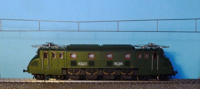 2D2 5542 HJ.JPG