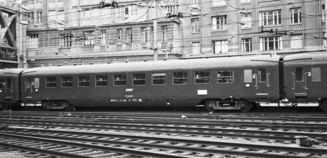 20 - B10 DEV U46.jpg
