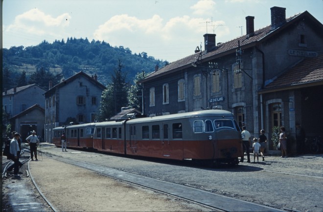 rame Billard au départ du Cheylard 19670820.jpg