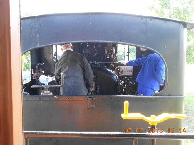 DSCN3496.1 mécanicien et chauffeur.jpg