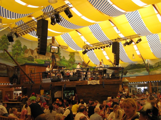 Oktoberfest2.jpg