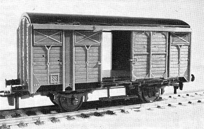 LR 244 1964  Hobby Kit - Copie.JPG
