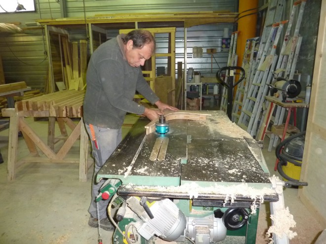 B-Toupillage sur gabarit des structure banc.jpg