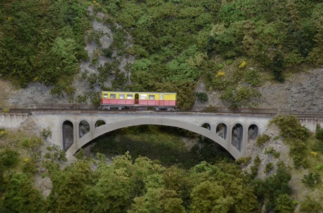 Train Jaune-HO_08_01.JPG